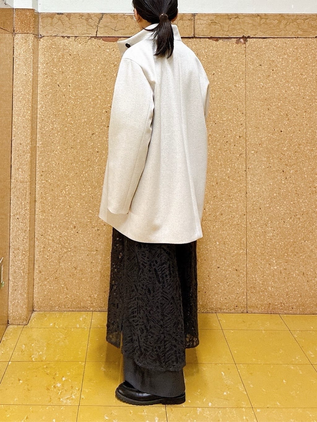 hattoriさんの「INDIVI｜【UVケア／SETUP可能】エアリージョーゼット ワイドパンツ」を使ったコーディネート