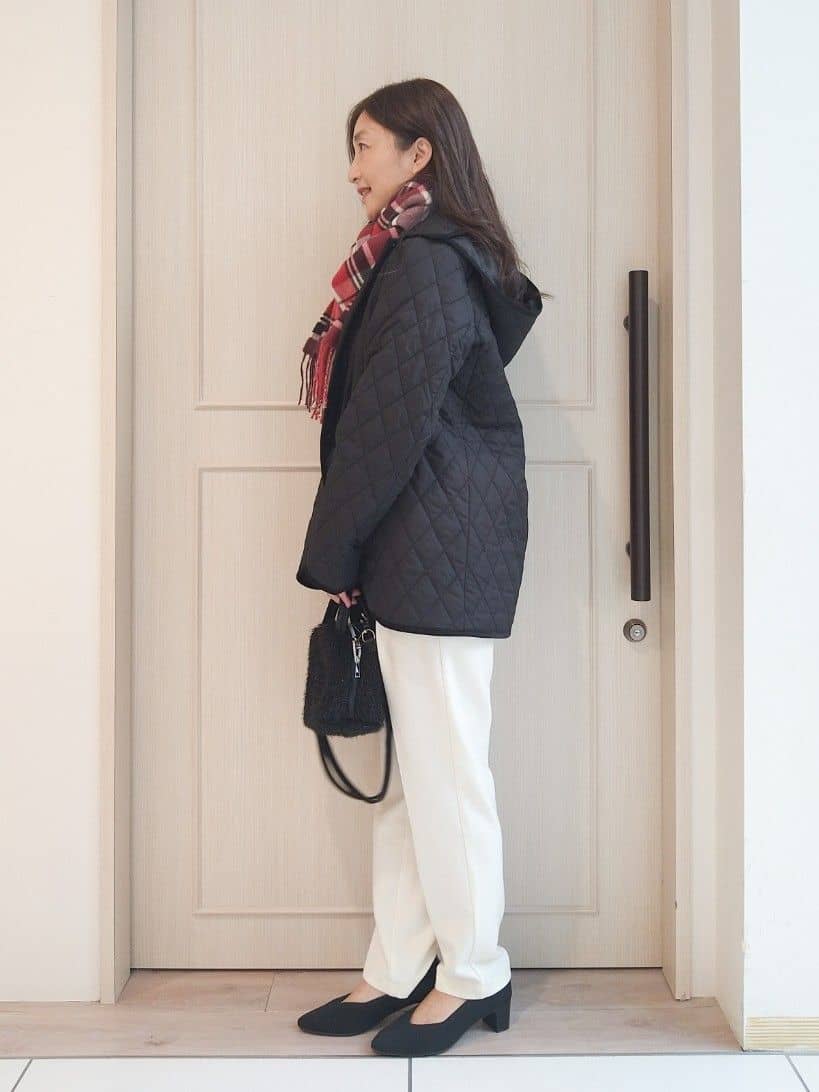 mi-saさんの「SHOO･LA･RUE｜【洗濯機可/S-LL】美脚見え あったか裏起毛 テーパードパンツ」を使ったコーディネート