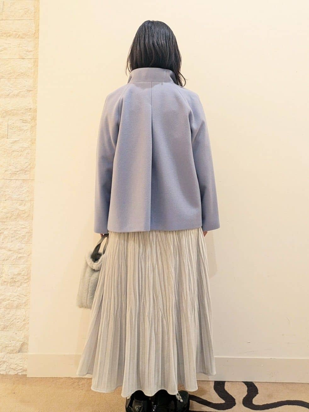 laverさんの「UNTITLED｜【着回しが効く／オンオフアウター】ウールショートコート」を使ったコーディネート