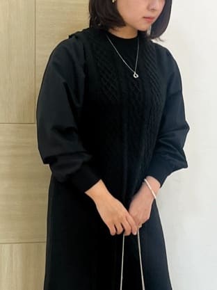 YOさんの「grove｜キラアソート巾着チェーンショルダー」を使ったコーディネート