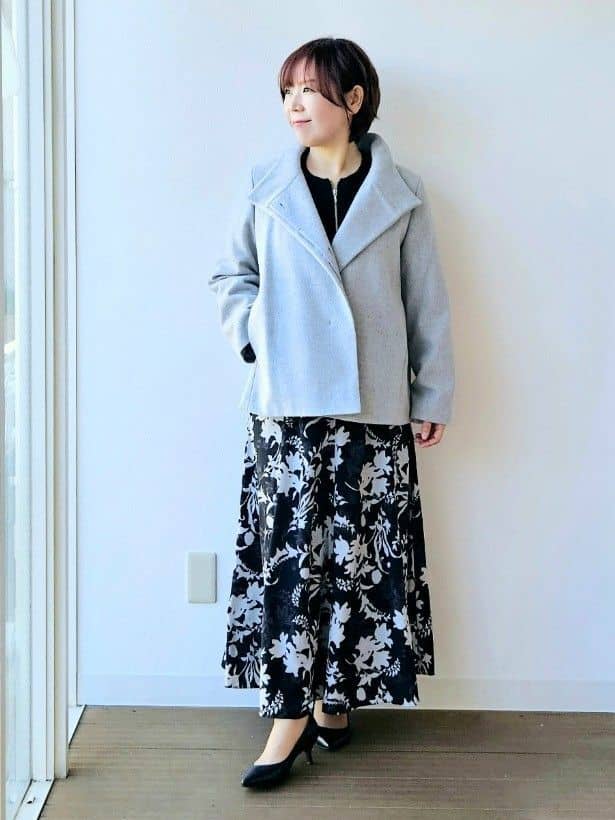 やじまさんの「UNTITLED｜【着回しが効く／オンオフアウター】ウールショートコート」を使ったコーディネート