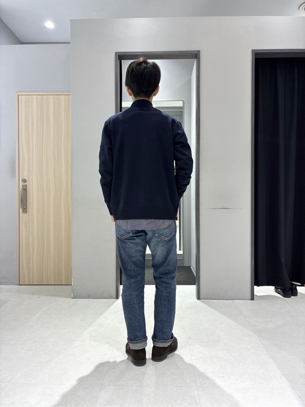 わいずみさんの「TAKEO KIKUCHI｜アンチピリング ジップアップ ニット」を使ったコーディネート