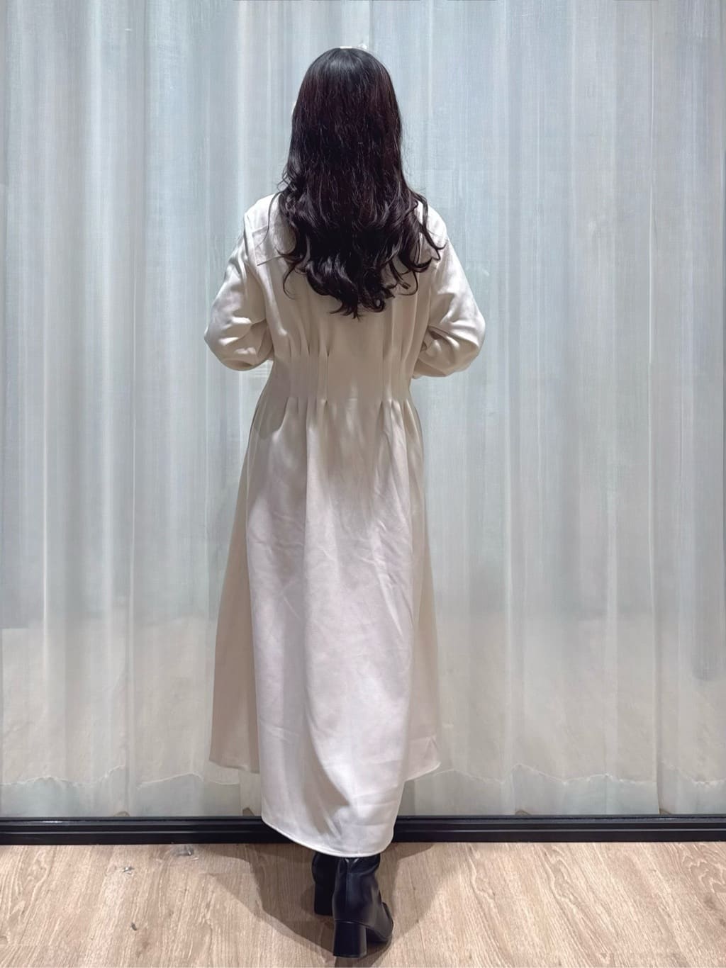 ぞうげさんの「OPAQUE.CLIP｜ウエストタックフィット＆フレアワンピース【洗濯機OK】」を使ったコーディネート