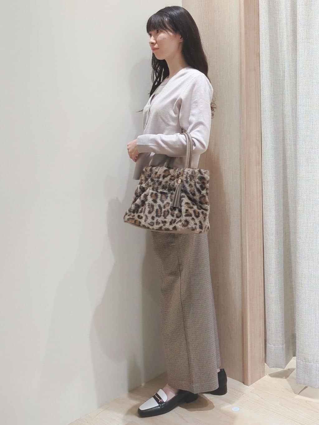 Yuiさんの「grove｜【アンサンブル対応】バイカラー切替ニット」を使ったコーディネート