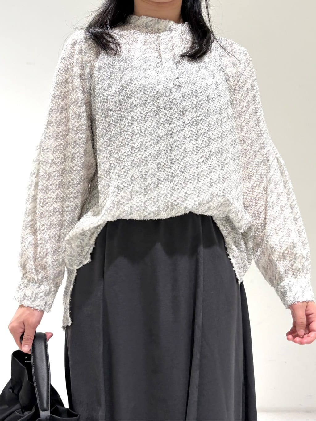 momokoさんの「INDIVI｜【きれいめ／オフィス／イベント】フェザージャカードブラウス」を使ったコーディネート