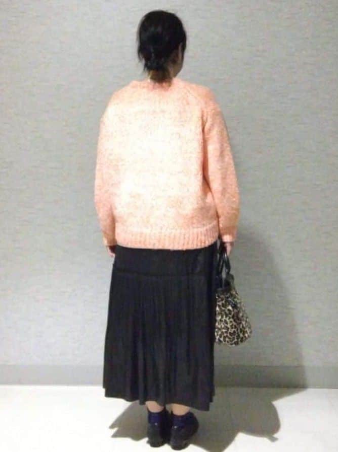 sakoさんの「Reflect｜【一枚で着映え◎／ゆったり着られるワンサイズ】スパンコール&times;ラメニット」を使ったコーディネート