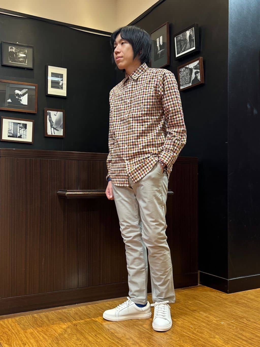 moritaさんの「TAKEO KIKUCHI｜【Air Palette Knit】ワンポイント カラーニット プルオーバー」を使ったコーディネート