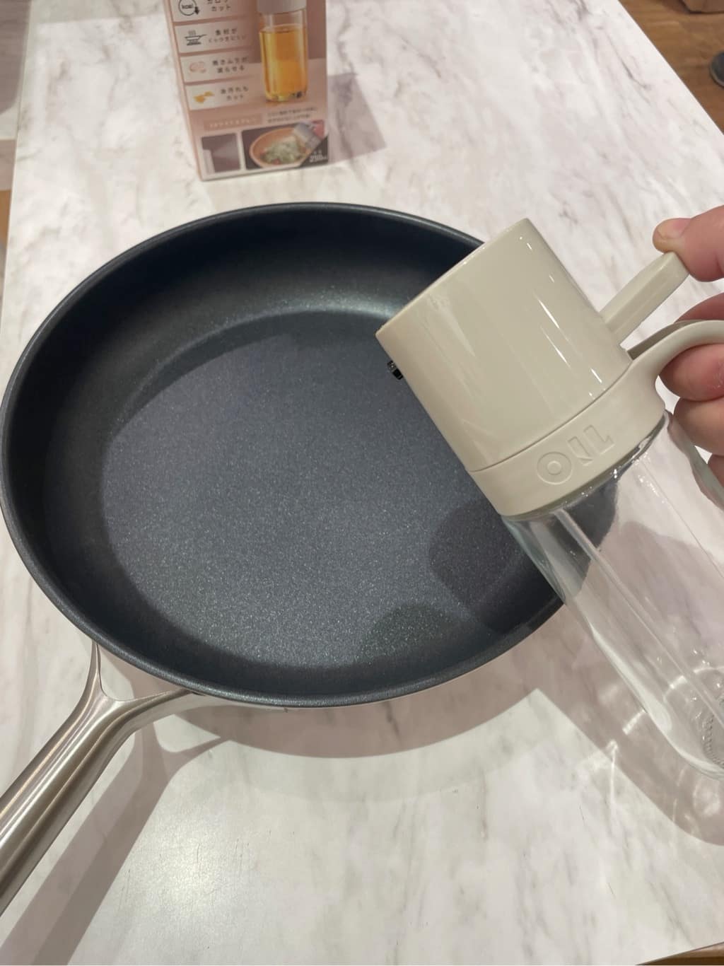 まのちゃんさんの「212 KITCHEN STORE｜オイルスプレー」を使ったコーディネート