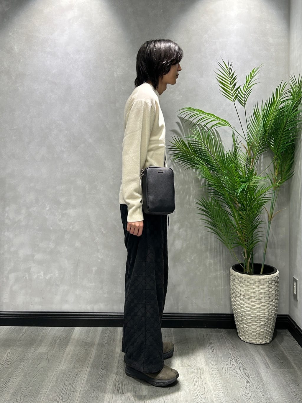 ruiさんの「TAKEO KIKUCHI｜【Air Palette Knit】ワンポイント カラーニット プルオーバー」を使ったコーディネート