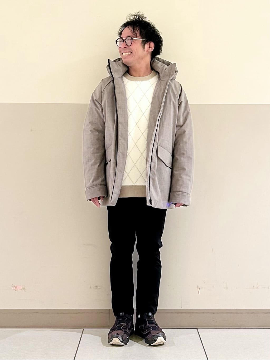 KENJI Iさんの「THE SHOP TK｜【軽くて、暖かい】SORONA／ソロナ 中綿ブルゾン 防風/軽量/洗濯機OK/フード脱着可」を使ったコーディネート