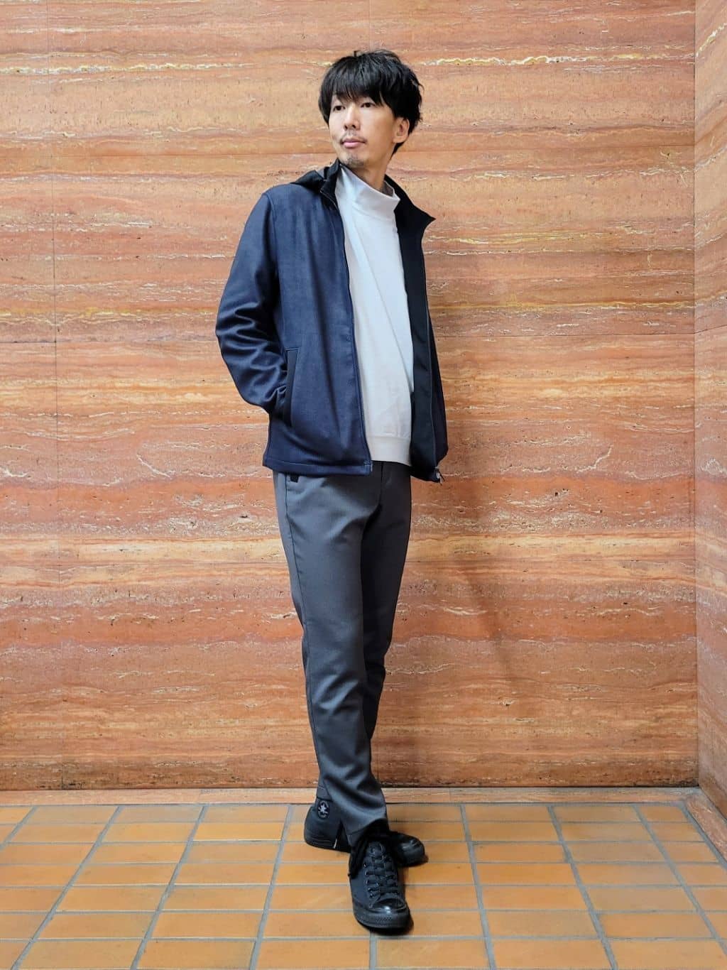 piroyaさんの「TAKEO KIKUCHI｜【JUST ONE LAYER】ダウンファブリック ジップアップ フード ブルゾン」を使ったコーディネート
