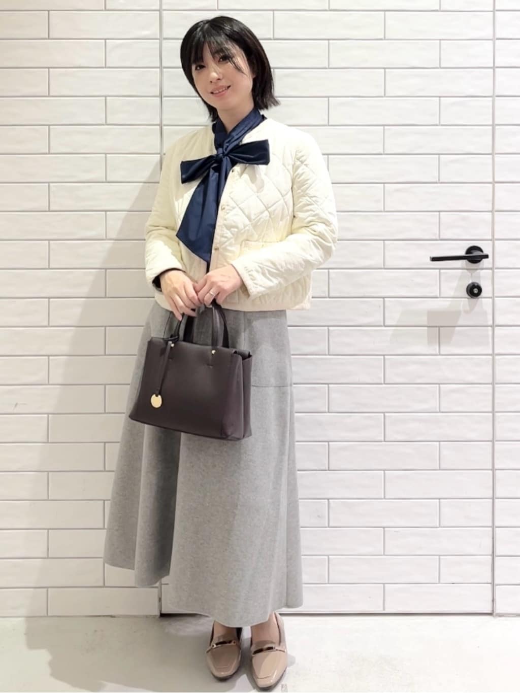しおりさんの「OPAQUE.CLIP｜ウールライクフレアスカート【洗濯機OK】」を使ったコーディネート