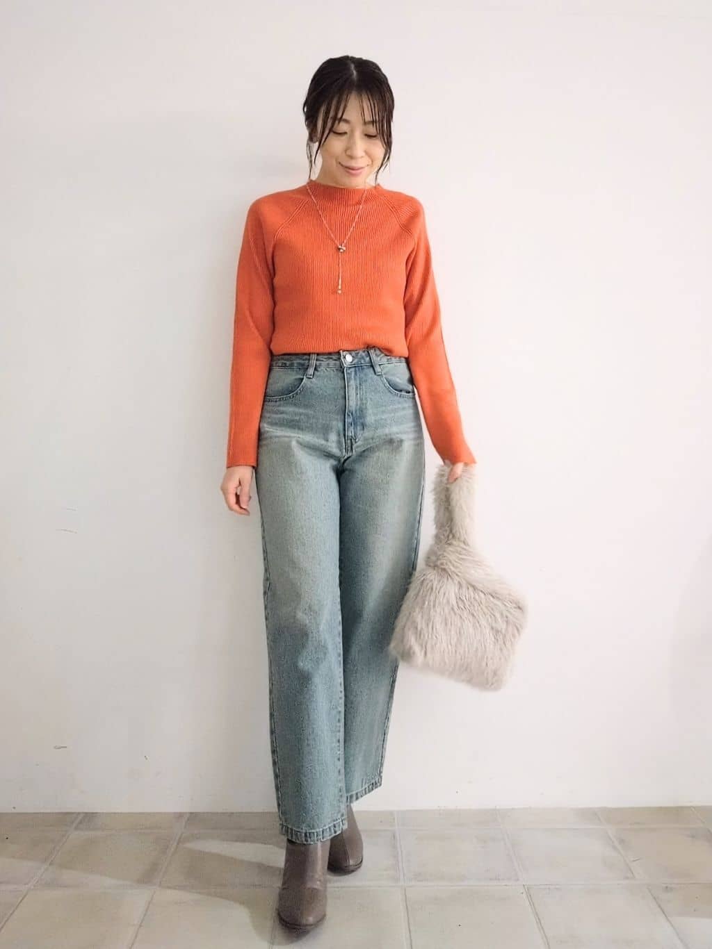 miomioさんの「SHOO･LA･RUE｜【絶妙なゆるピタ/洗濯機可】ちくちくしにくい リブハイネックやわらかニット」を使ったコーディネート