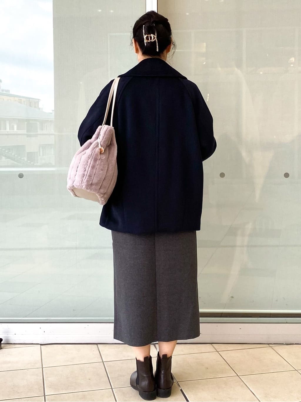 Jeanさんの「OPAQUE.CLIP｜カシミヤブレンドウールミドルピーコート」を使ったコーディネート