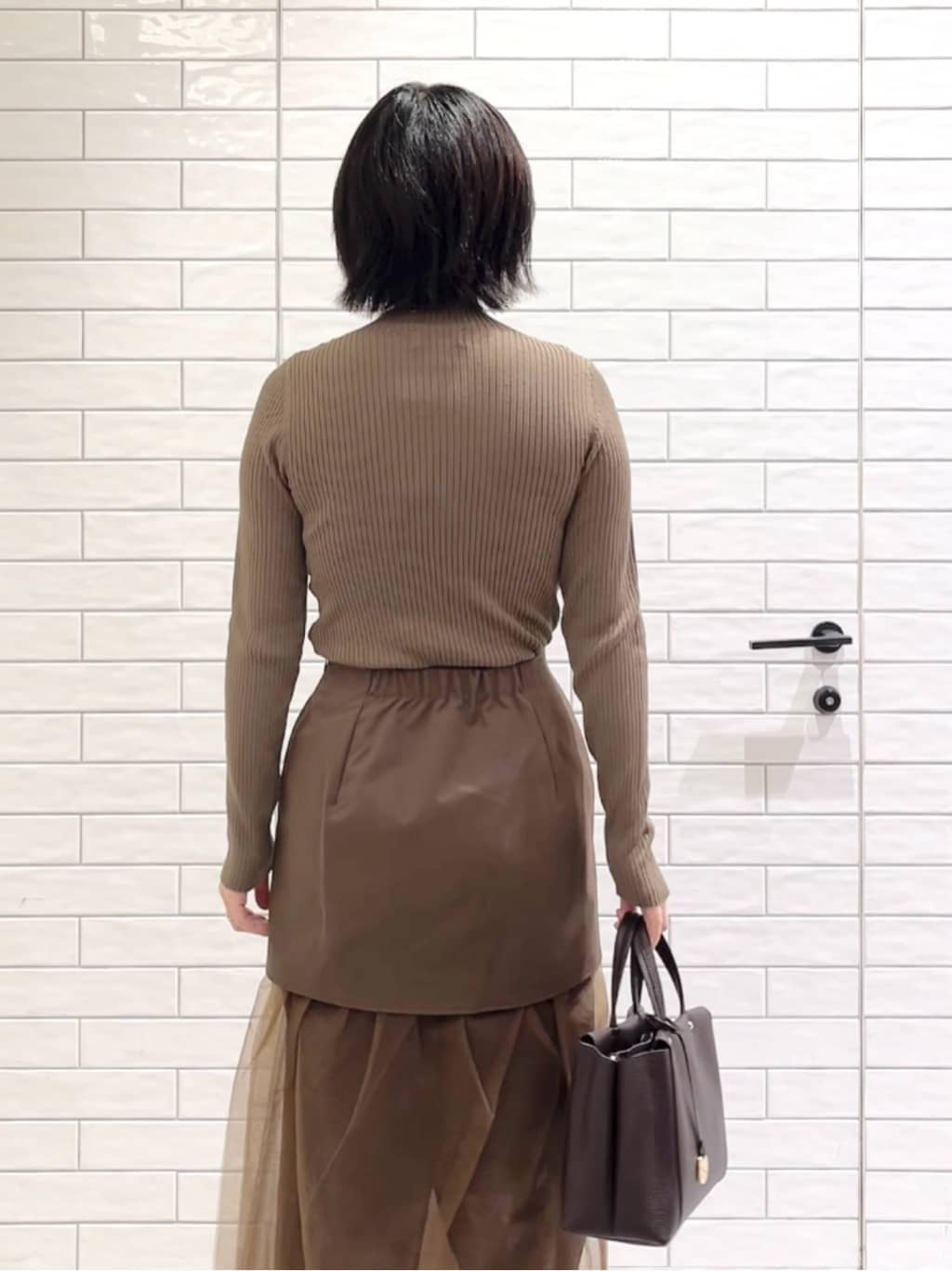 しおりさんの「OPAQUE.CLIP｜ハイネックリブニット【洗濯機OK】」を使ったコーディネート