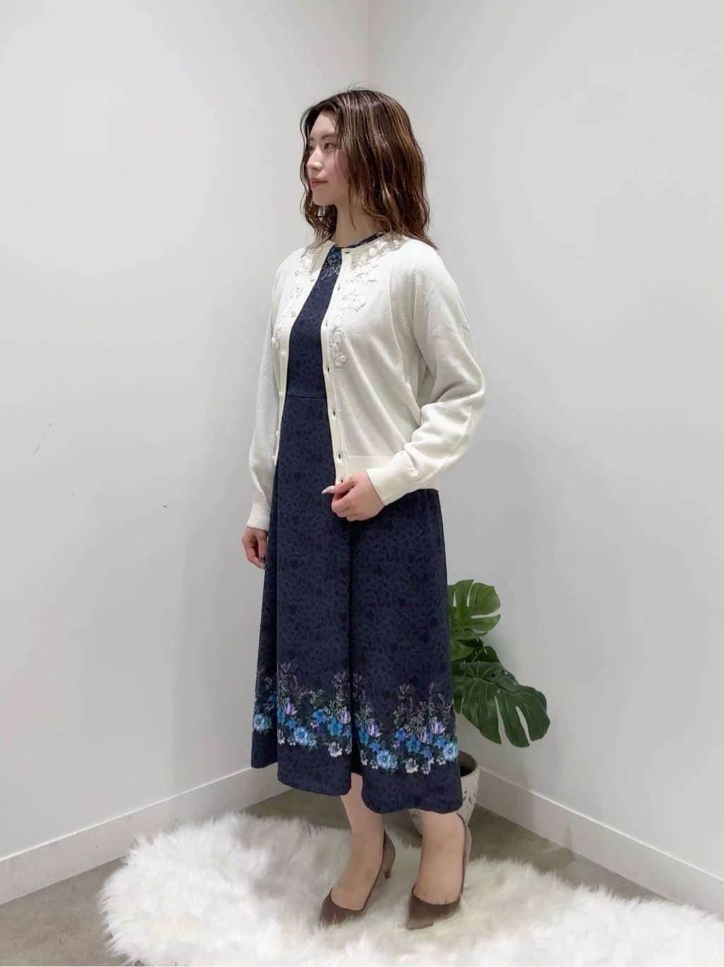 Suma Una本部スタッフさんの「SunaUna｜【刺繍】クラフトカーディガン」を使ったコーディネート