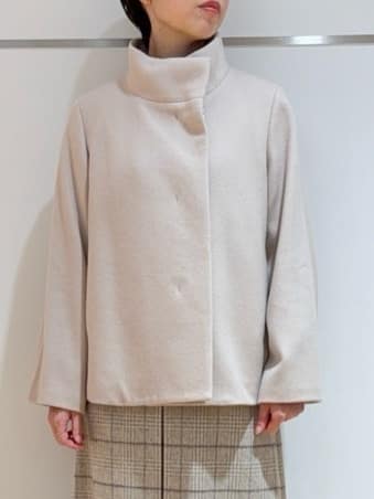あやさんの「UNTITLED｜【きれいめ/洗える】ラメ入りワイドボートネックニット」を使ったコーディネート
