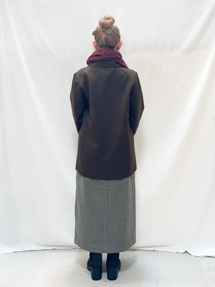 reonさんの「SHOO･LA･RUE｜【洗濯機可/S-LL】スカラップネックが上品な ビジュー付きニット」を使ったコーディネート