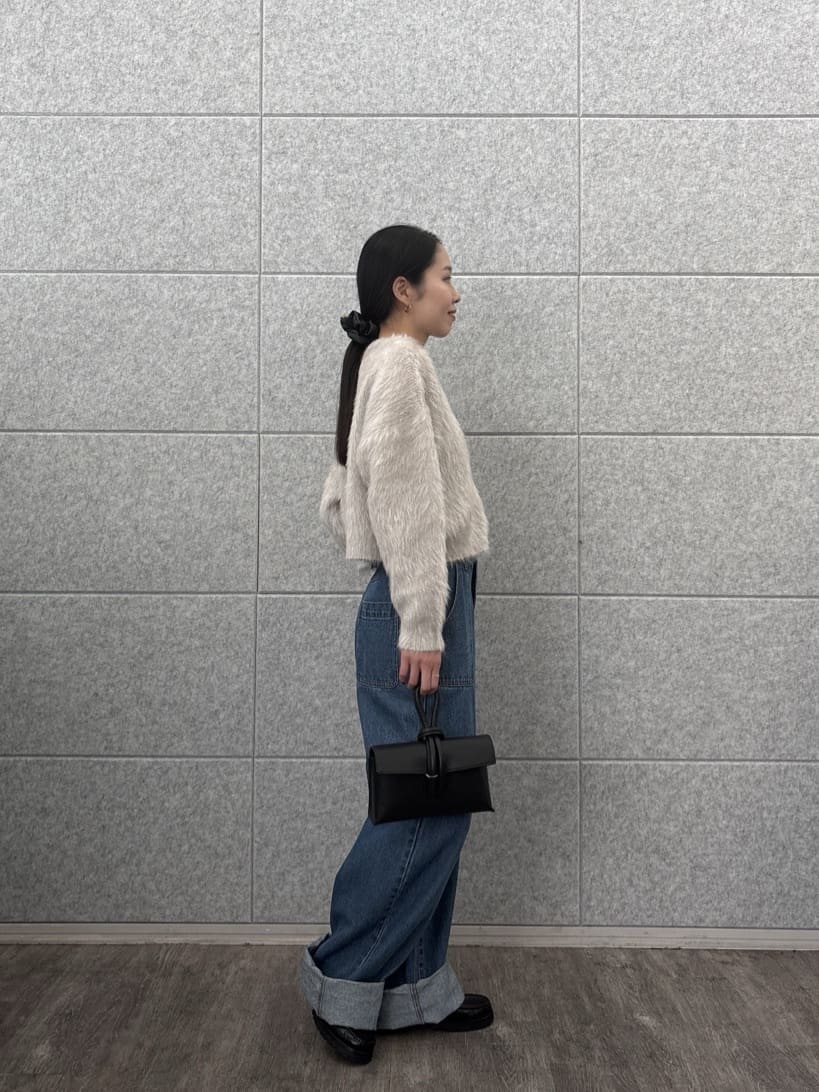ひなさんの「INDIVI｜ロールアップデニム」を使ったコーディネート