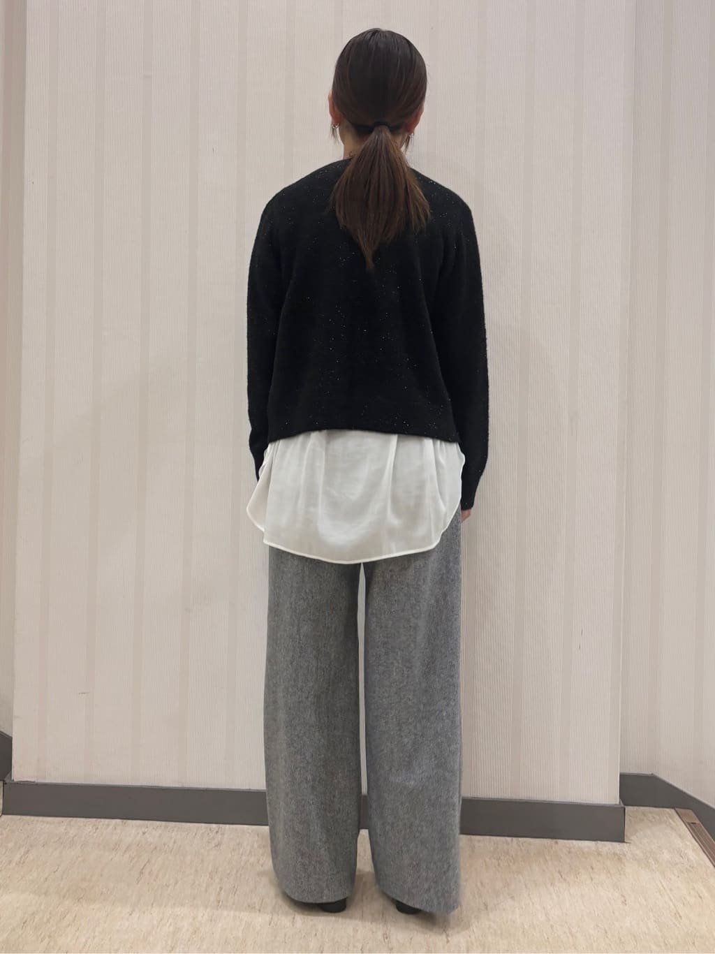 ちひさんの「INDIVI｜【褒められパンツ／ウール混】ウォームウール ワイドパンツ」を使ったコーディネート