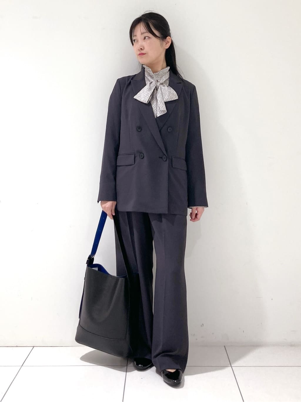 momokoさんの「INDIVI｜【軽く羽織れる！】ダブルジャケット」を使ったコーディネート