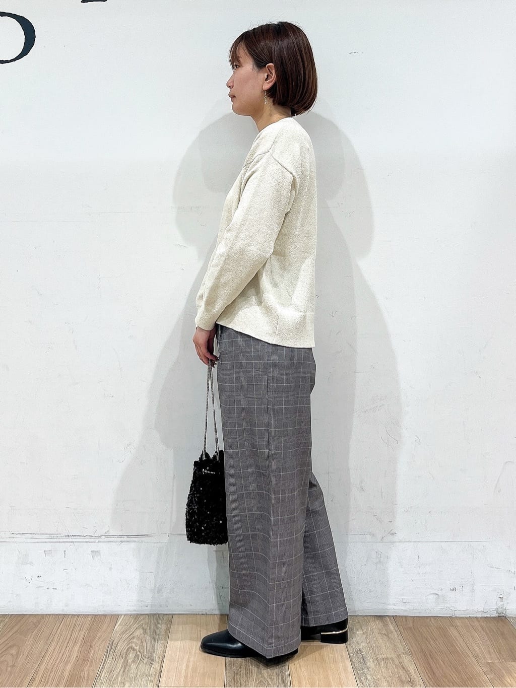 山さんさんの「grove｜ラメモールヤーンプルオーバーニット」を使ったコーディネート
