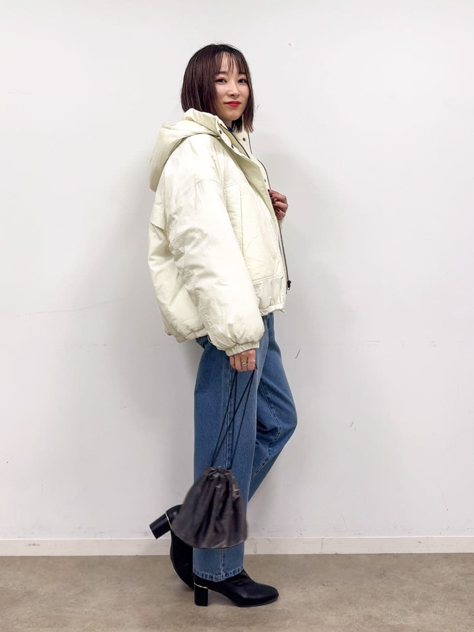 𝐜𝐡𝐢𝐤𝐚さんの「SHOO･LA･RUE｜【撥水/あったか】たっぷり着られる 中綿モンスターショートコート」を使ったコーディネート