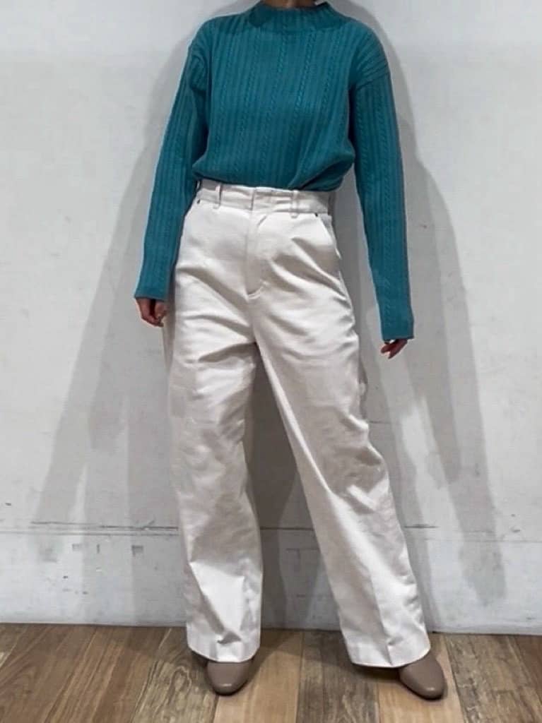 山さんさんの「grove｜【毛玉軽減／洗える】クロップドミニケーブルニット」を使ったコーディネート