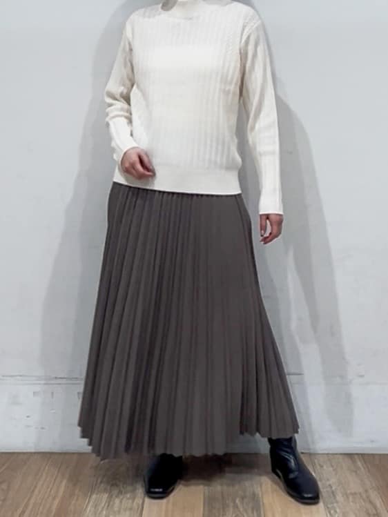 山さんさんの「grove｜【毛玉軽減／洗える】ミニケーブルニット」を使ったコーディネート