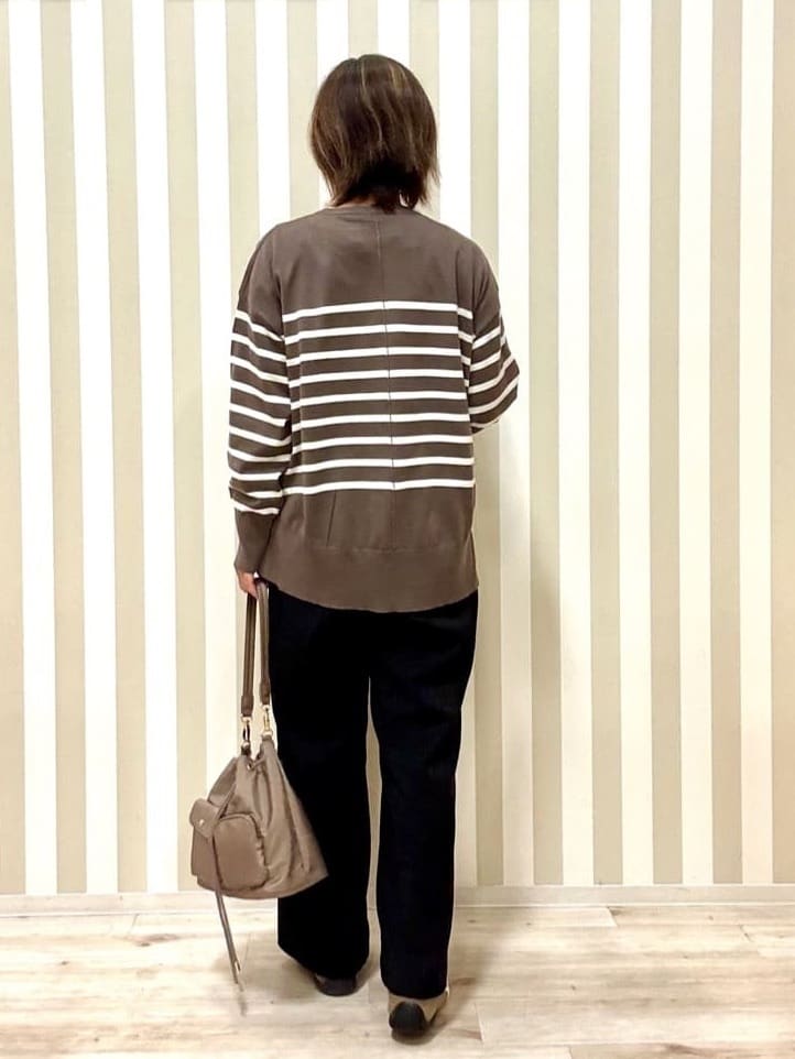 pieceさんの「SHOO･LA･RUE｜【洗濯機可/S-LL/高レビュー】上品シルエットで美しい イージーワイドパンツ」を使ったコーディネート