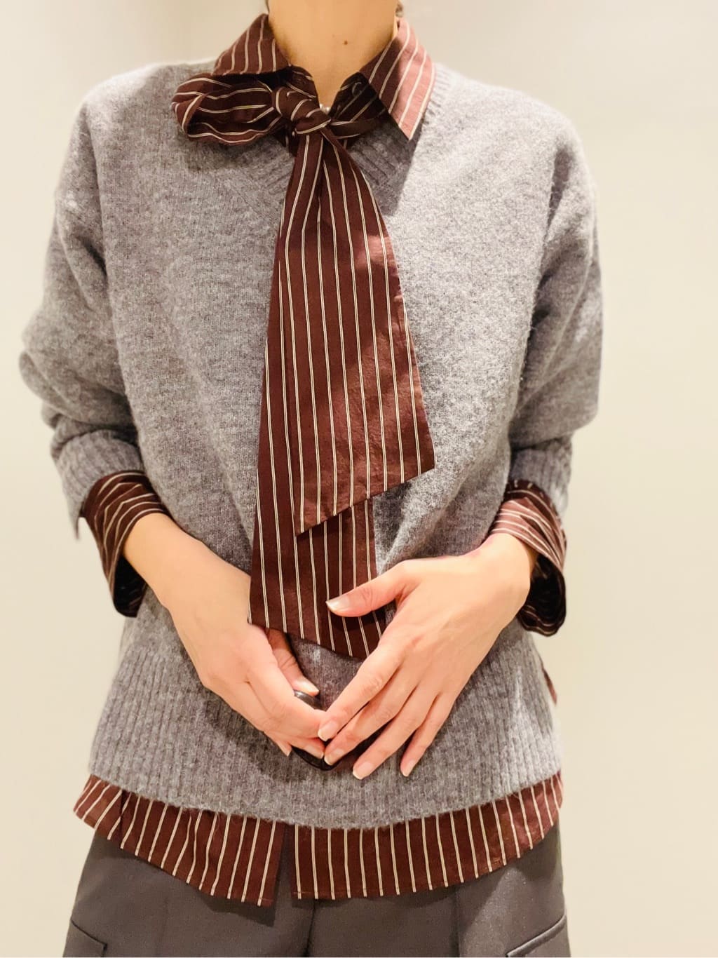 Annさんの「DRESSTERIOR｜アルパカブレンドVネックニット」を使ったコーディネート