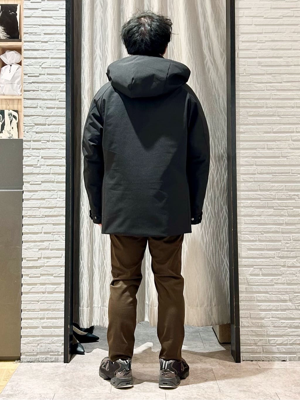 KENJI Iさんの「THE SHOP TK｜【軽くて、暖かい】SORONA／ソロナ 中綿ブルゾン 防風/軽量/洗濯機OK/フード脱着可」を使ったコーディネート