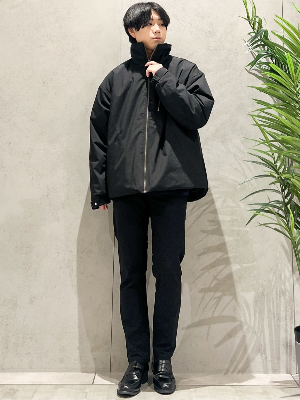 SHI-MAさんの「THE SHOP TK｜【大人の上品カジュアルを叶える】ハグするニット 洗濯機OK／6色展開」を使ったコーディネート