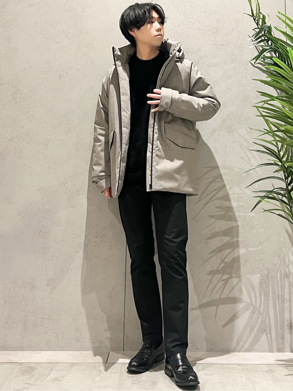 SHI-MAさんの「THE SHOP TK｜【軽くて、暖かい】SORONA／ソロナ 中綿ブルゾン 防風/軽量/洗濯機OK/フード脱着可」を使ったコーディネート