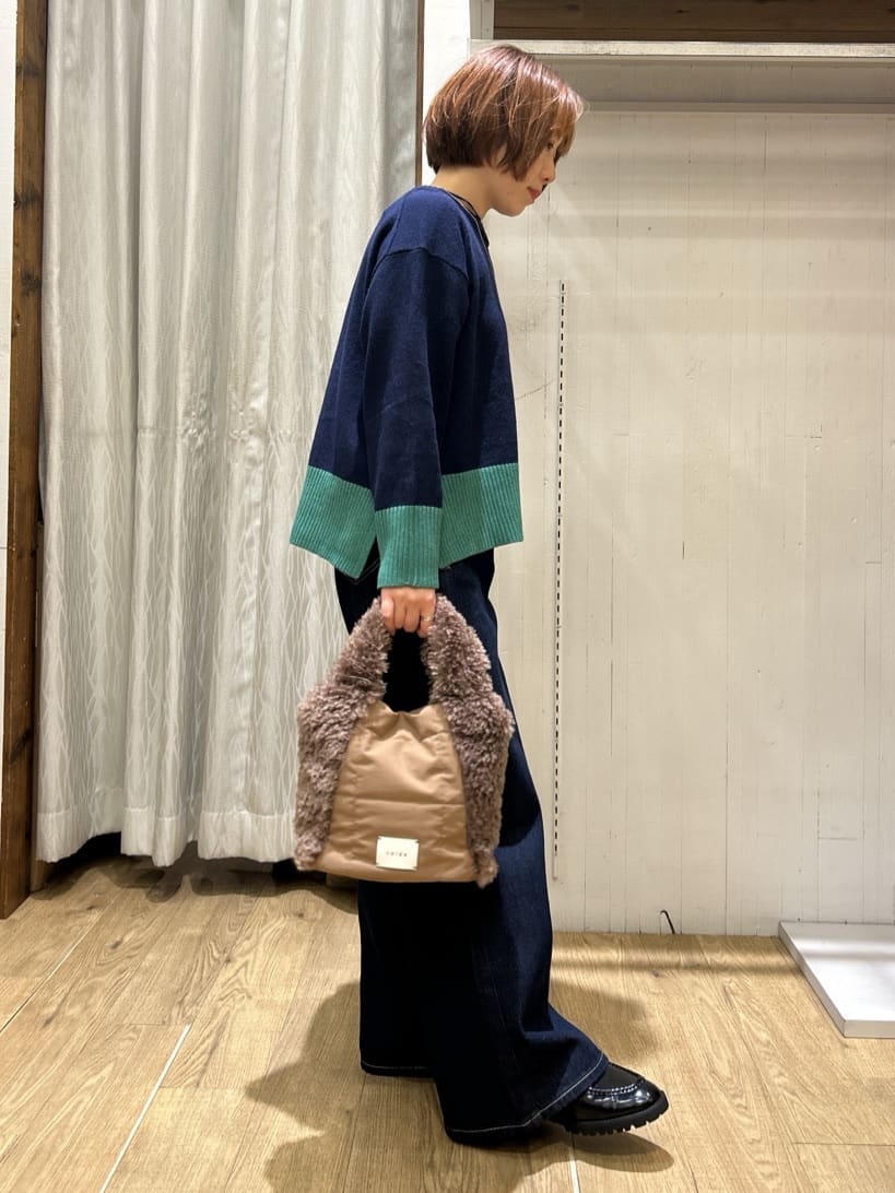 ga_riさんの「THE SHOP TK｜インしないで着られる カラーブロックニット」を使ったコーディネート