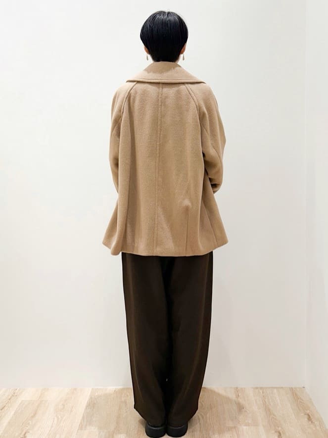 yurieさんの「OPAQUE.CLIP｜カシミヤブレンドウールミドルピーコート」を使ったコーディネート