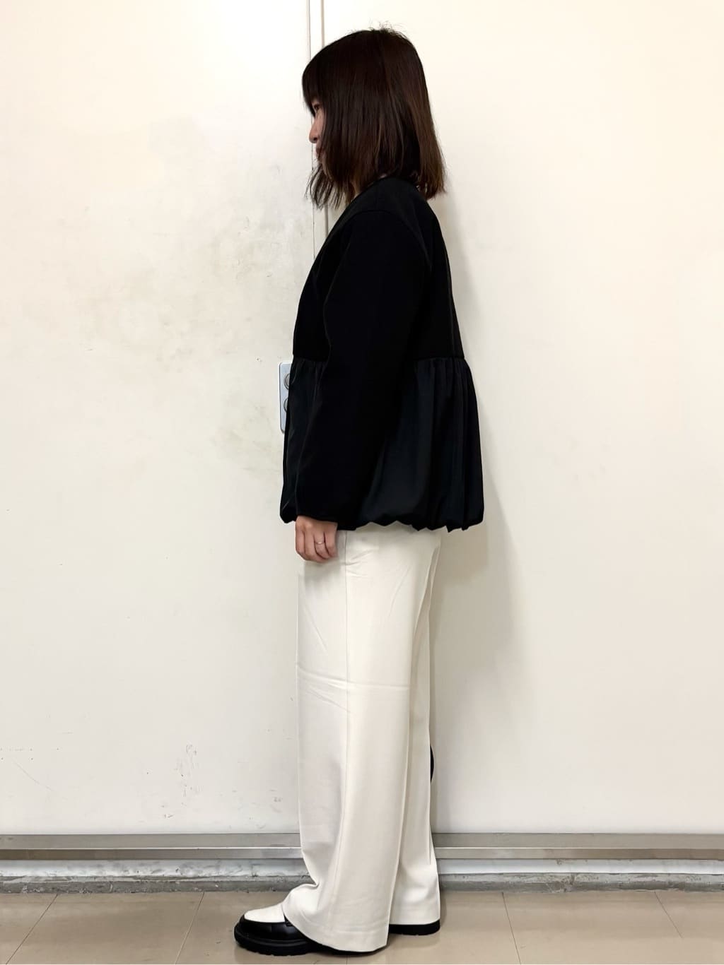やまさんの「OPAQUE.CLIP｜ウールライクペプラムドッキングアウター【洗濯機洗い可】」を使ったコーディネート