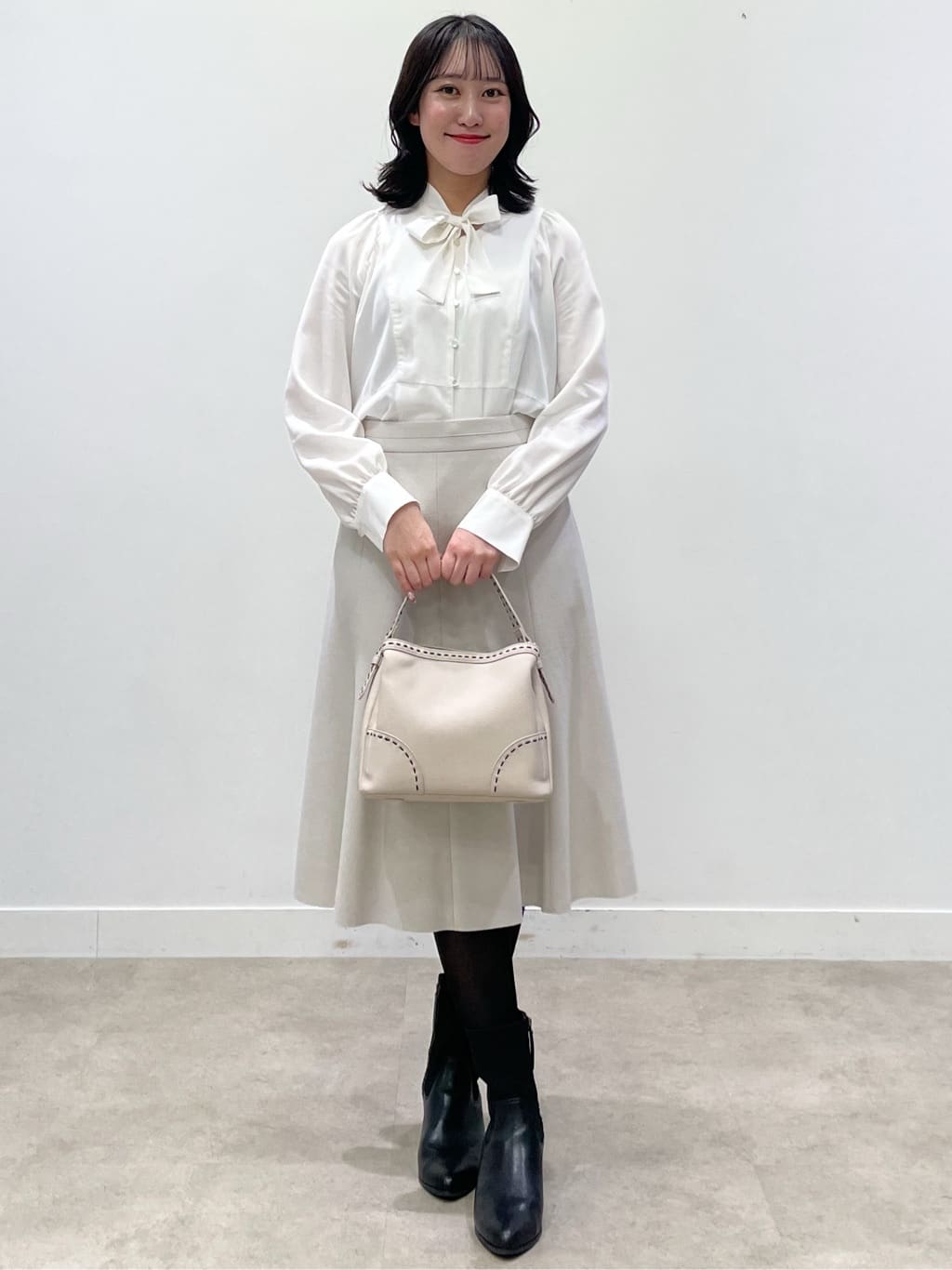 yukariさんの「Reflect｜【お食事会やお出かけに◎】ふんわりジャカード編みカーディガン」を使ったコーディネート