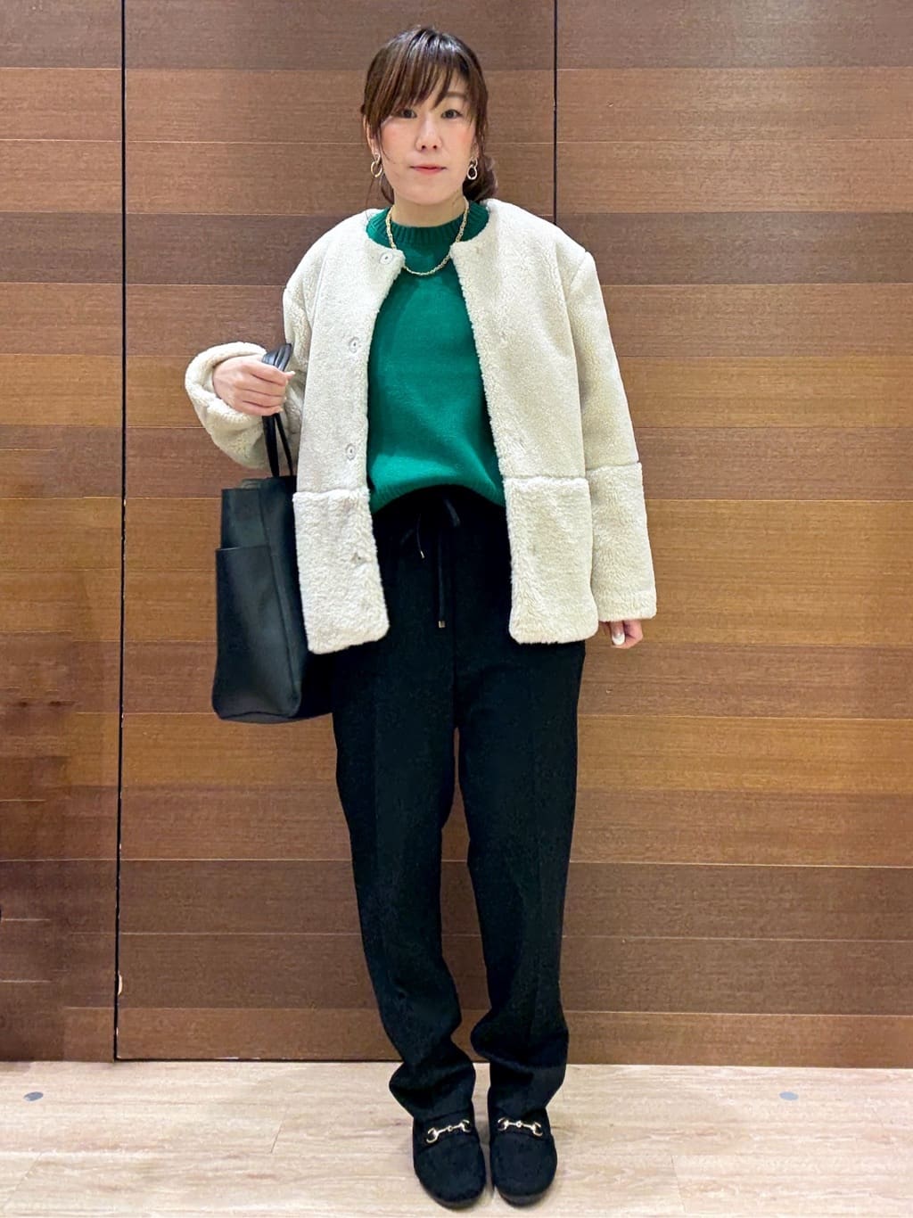 maichiさんの「OPAQUE.CLIP｜ウォームタッチ イージーテーパードパンツ【洗濯機洗OK／ストレッチ】」を使ったコーディネート