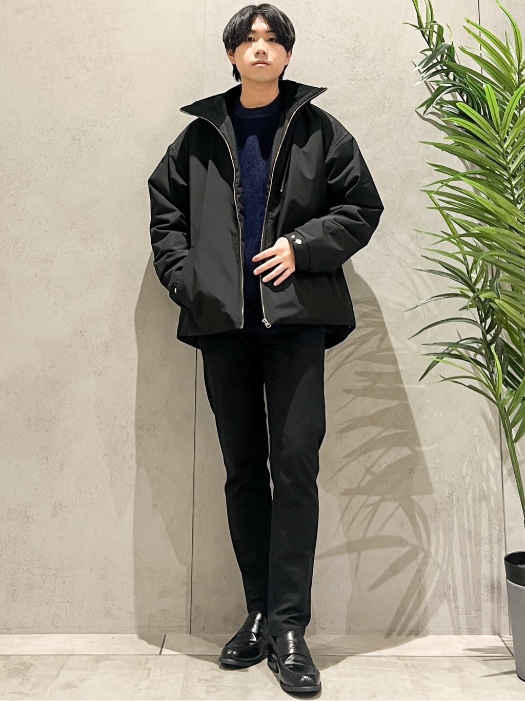 SHI-MAさんの「THE SHOP TK｜【大人の上品カジュアルを叶える】ハグするニット 洗濯機OK／6色展開」を使ったコーディネート