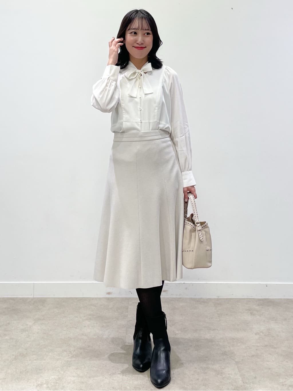 yukariさんの「Reflect｜【お食事会やお出かけに◎】ふんわりジャカード編みカーディガン」を使ったコーディネート