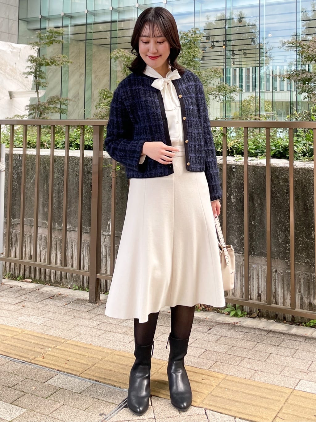 yukariさんの「Reflect｜【お食事会やお出かけに◎】ふんわりジャカード編みカーディガン」を使ったコーディネート