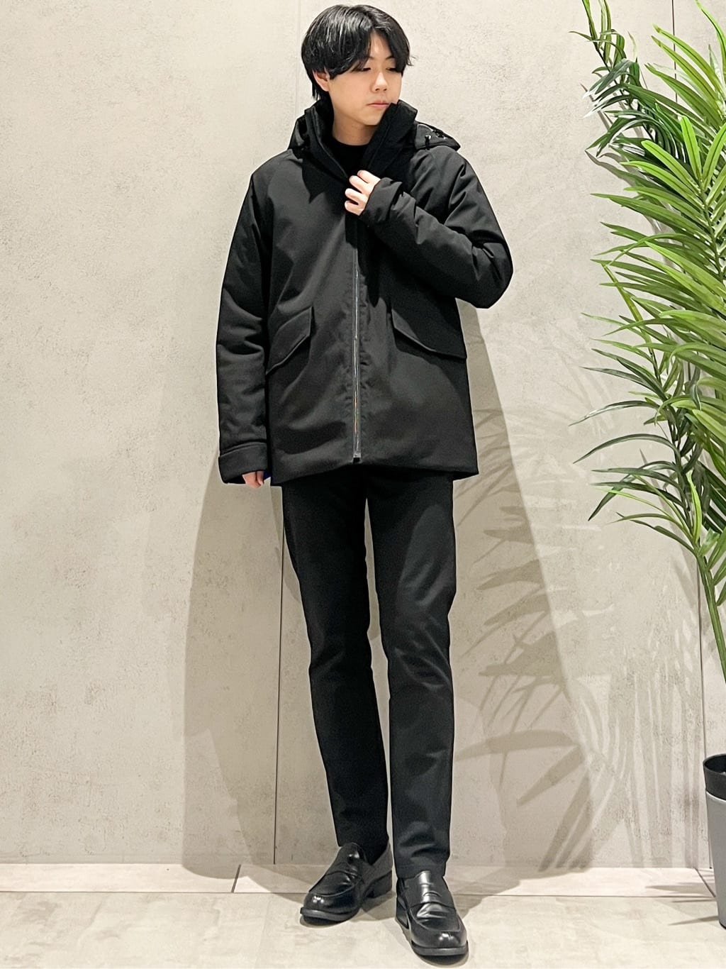 SHI-MAさんの「THE SHOP TK｜【軽くて、暖かい】SORONA／ソロナ 中綿ブルゾン 防風/軽量/洗濯機OK/フード脱着可」を使ったコーディネート