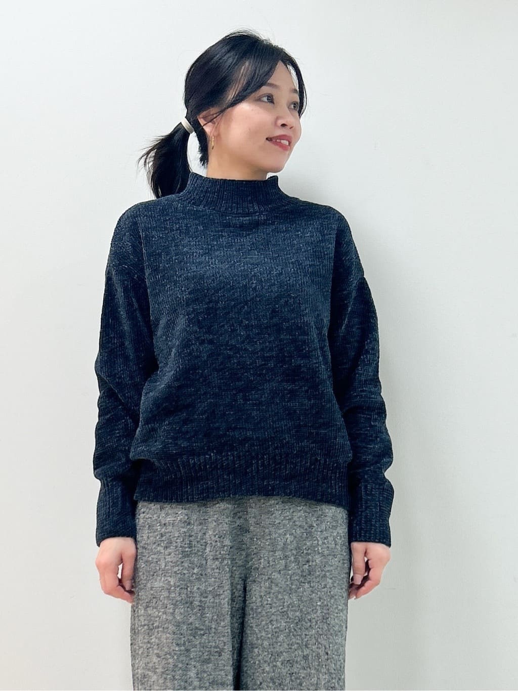 Kaiさんの「Dessin｜【洗える】ハイネックベロアモールニット」を使ったコーディネート