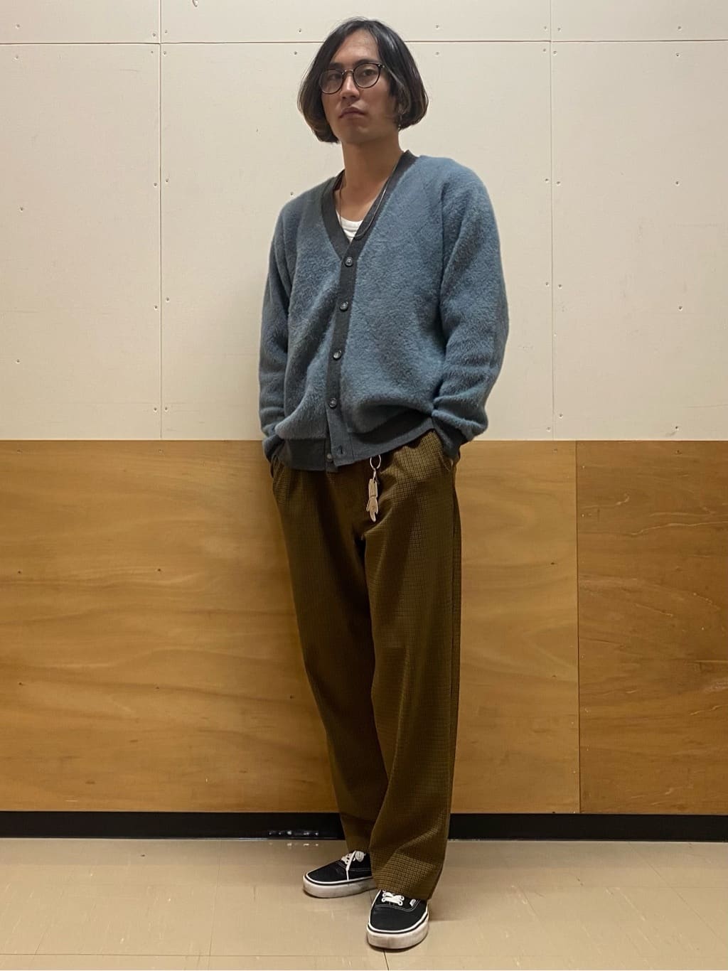 keyさんの「THE SHOP TK｜配色シャギーニットカーディガン ユニセックスでおすすめ！」を使ったコーディネート
