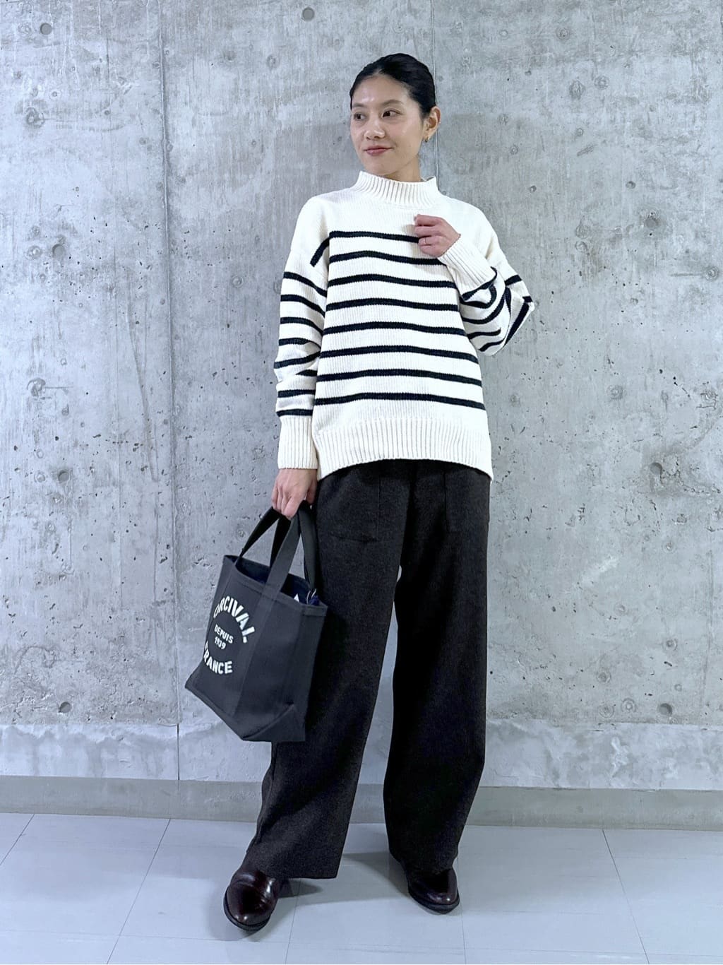 kumiさんの「Dessin｜【洗える】ハイネックベロアモールニット」を使ったコーディネート