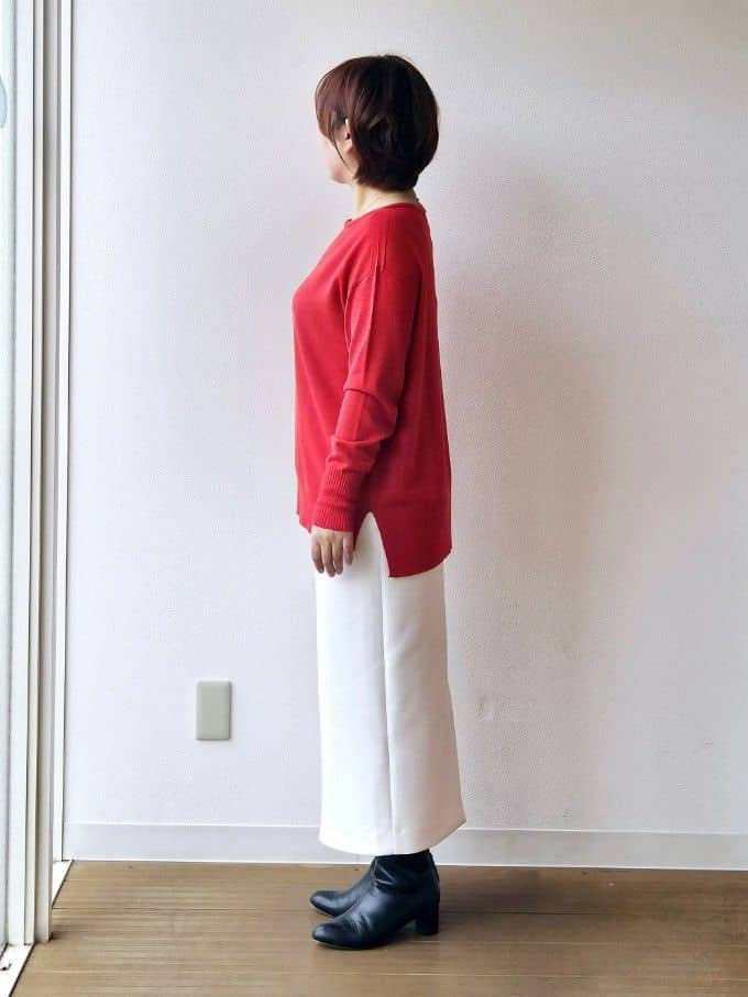 やじまさんの「UNTITLED｜【8色展開/体型カバー】魅せるタイムレスニット」を使ったコーディネート