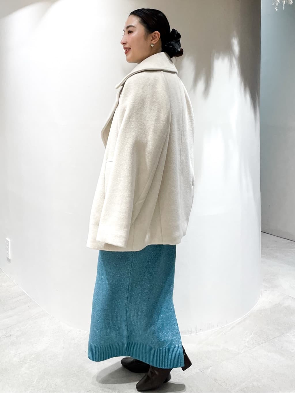 かりんさんの「OPAQUE.CLIP｜カシミヤブレンドウールミドルピーコート」を使ったコーディネート