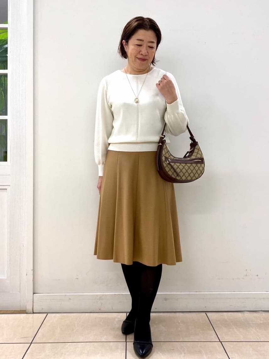 ksmさんの「Reflect｜【選べる8色／スカートにもパンツにも◎】ウール混ボートネックニット」を使ったコーディネート