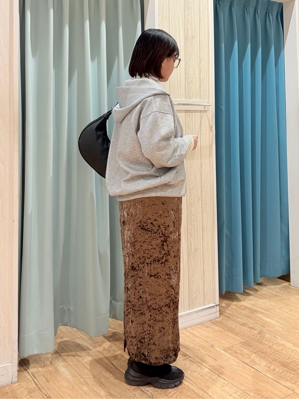 砂糖さんの「SHOO･LA･RUE｜【S-LL】上品なレースハイネックトップス」を使ったコーディネート